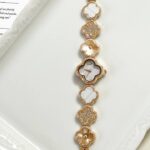 ساعة فانكليڤ ذهبي ابيض شامل علبه