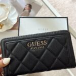 جزدان Guss اسود جلد (شامل علبه)