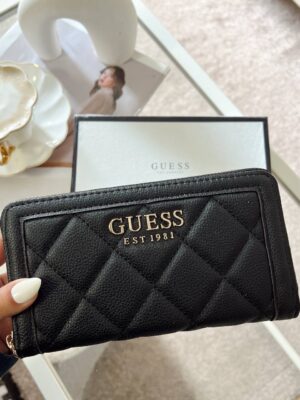 جزدان Guss اسود جلد (شامل علبه)