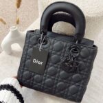 ديور اسود (مات)