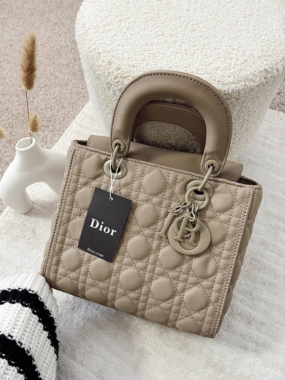 IMG_0683 ديور بني كابوتشينو (مات) - الصورة 1