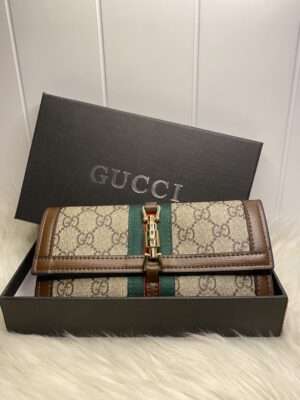 جزدان GG حجم كبير