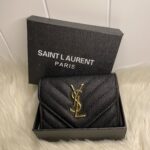 جزدان YSL حجم صغير