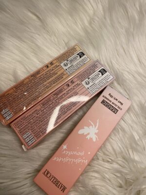 علبه هايلايت مع سفنجه زهري, بني، ابيض