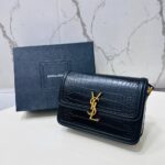 سان لورين جلد التمساح (اسود ذهبي) شامل علبه