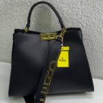 فاندي اسود حجم وسط كولتي عاليه