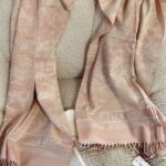 شال كتف ديور زهري