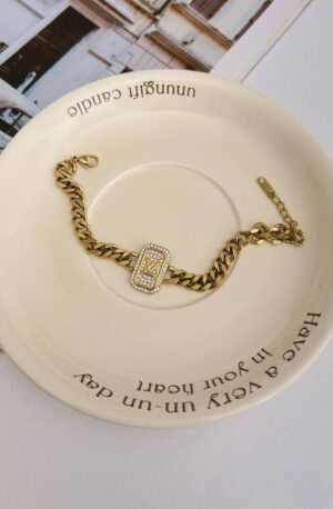 اسواره LV  زرقون ذهبي