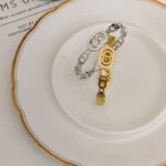 اسوره DIOR فضي