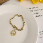 اسواره FENDI ذهبي