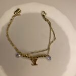 اسواره LV ذهبي