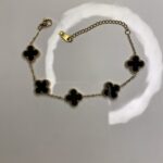 اسواره فانكليف اسود ذهبي