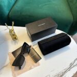 D&G شامل علبة