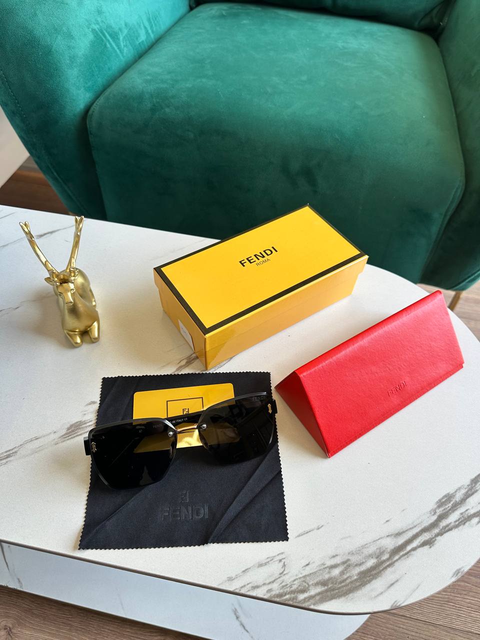IMG_2611 Fandi نظارة شمسية اسود شامل علبة - الصورة 1