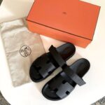 Hermès اسود شامل علبة