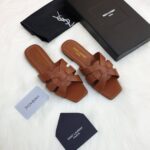 YSL كرميدي شامل علبة