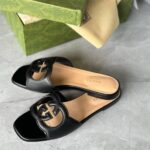 Gucci اسود شامل علبة